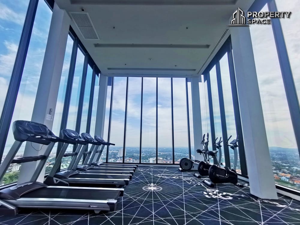 Pattaya Posh Condo Image 6