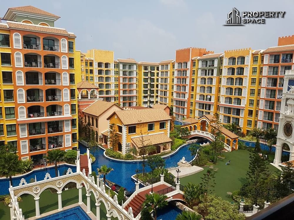 Venetian Signature Condo Resort Pattaya Image 1