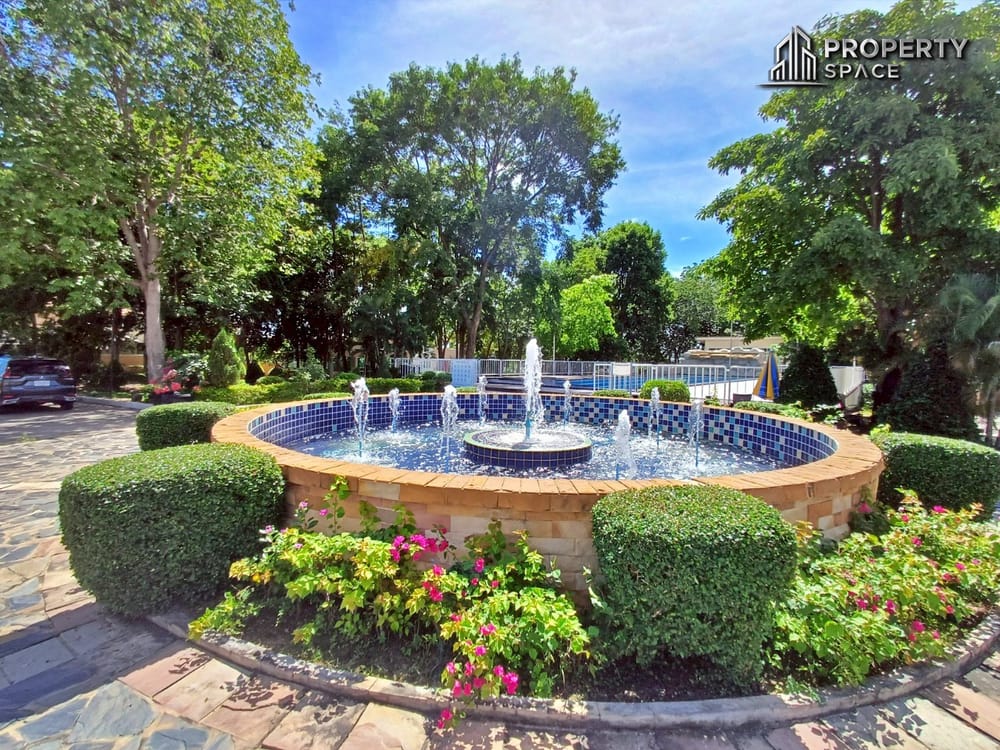Grand Regent Residence Image 13