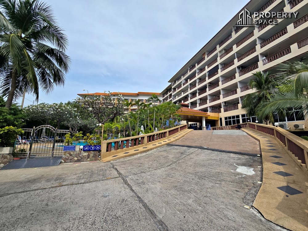 Royal Hill Resort Condo Pattaya Image 6