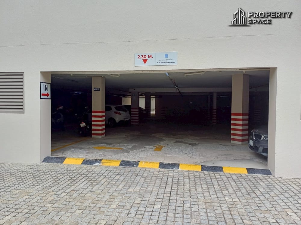 Ananya Beachfront Wongamat Image 17