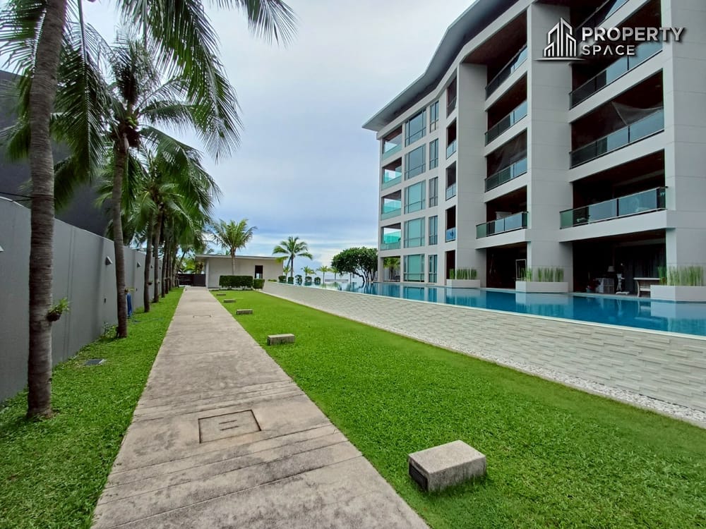 Ananya Beachfront Wongamat Image 12