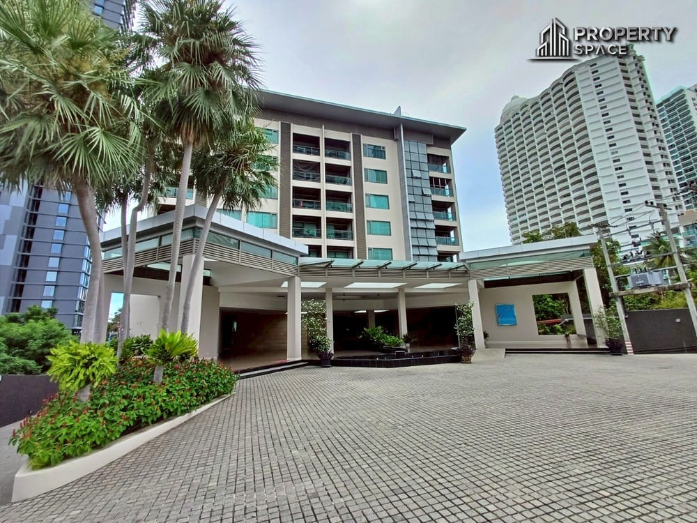 Ananya Beachfront Wongamat Image 16