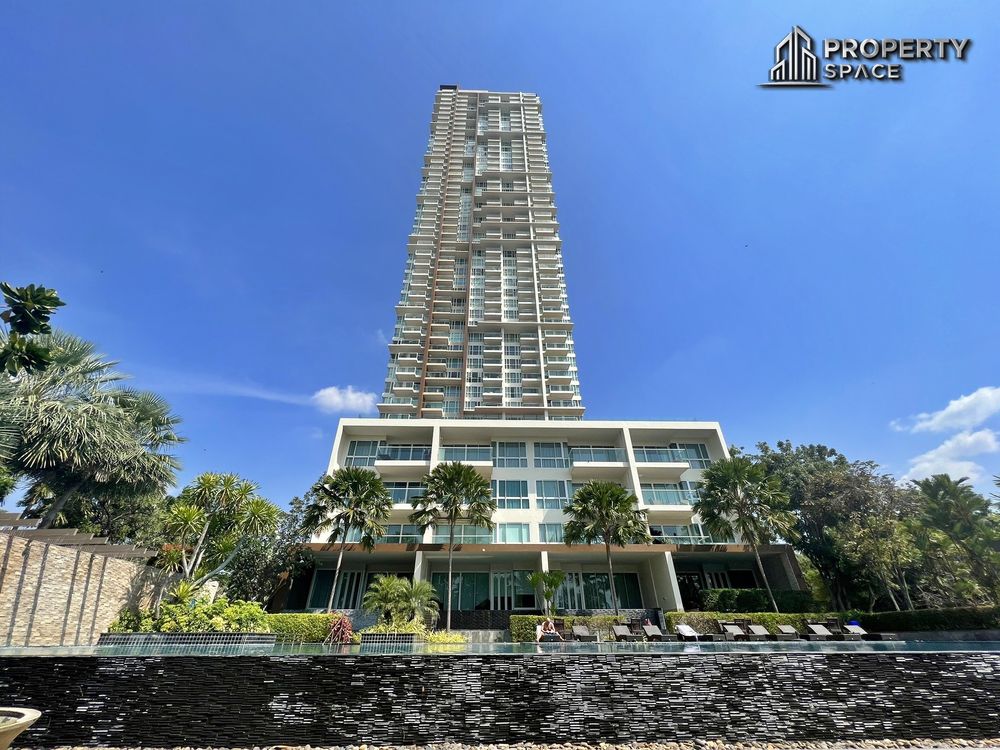 Cetus Beachfront Condominium Image 1