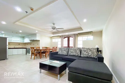 spacious-3br-condo-for-rent-at-55k-or-150sqm-or-sukhumvit-24-or-steps-from-bts-phrom-phong-920071001-10580