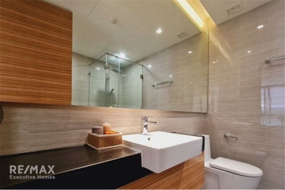 Rent 78K | Sprawling 2BR Serviced Residence | Shuttle Sukhumvit 31 12