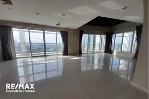 for-sale-with-tenant-stunning-duplex-penthouse-with-panoramic-views-in-baan-rajprasong-920071001-11576