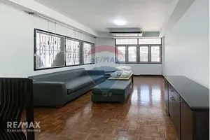 pet-friendly-1-bed-1-bath-in-sukhumvit-24-bts-phrom-phong-920071001-12104