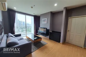 for-sale-condo-2-bad-2-bath-sathorn-narathiwat-high-rise-condo-920071001-12261