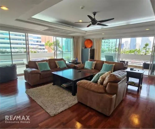 4-bedroom-condo-at-high-rise-apartment-in-asoke-920071001-12357