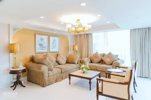 available-stunning-penthouse-4-bedrooms-on-top-floor-serviced-apartment-sukhumvit-10-920071001-12370