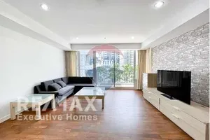 luxurious-21-bedroom-condo-with-high-floor-views-only-9-mins-walk-to-bts-phrom-phong-at-baan-siri-24-920071001-12407