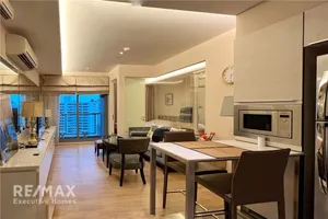 living-at-h-sukhumvit-43-1-bed-1-bath-condo-on-the-25th-floor-920071001-12438