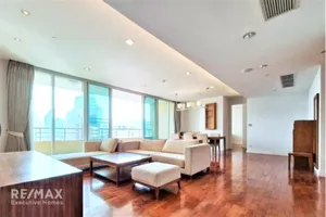 for-rent-living-on-sukhumvit-39-31-br-high-rise-apartment-920071001-12549