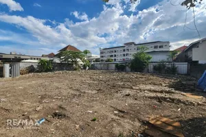 for-sale-land-opportunity-on-sukhumvit-64-ideal-for-residences-and-warehouses-920071001-12671