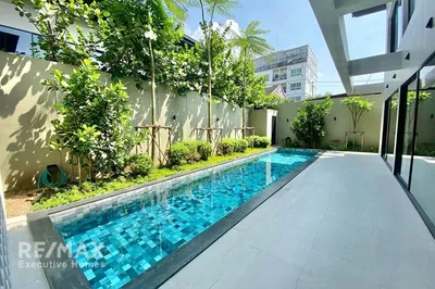 exquisite-detached-house-with-private-pool-on-sukhumvit-65-920071001-13050