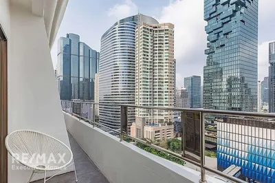 modern-downtown-loft-with-panoramic-views-or-condo-near-bts-chong-nonsi-920071001-13189