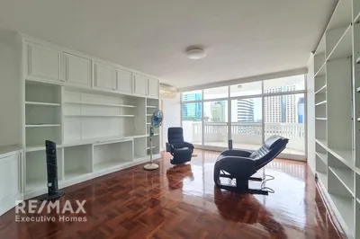 spacious-4br-condo-in-grand-ville-sukhumvit-19-6-min-walk-to-bts-asok-920071001-13243