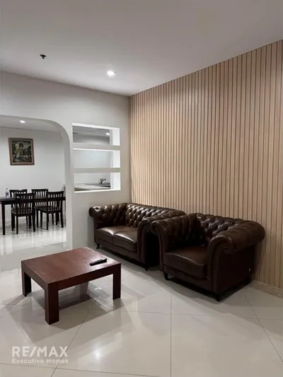 luxurious-condo-with-easy-access-to-bts-chong-nonsi-9-mins-walk-920071001-13249