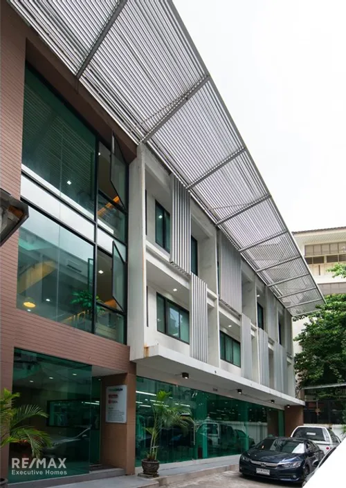 prime-commercial-building-for-lease-in-ekkamai-bangkok-920071001-13253