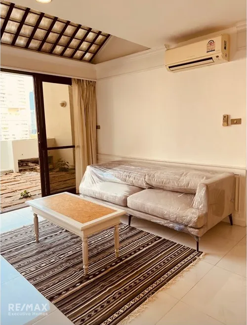 renovated-4br-condo-for-sale-at-crystal-garden-13-mins-walk-to-bts-nana-920071001-14277