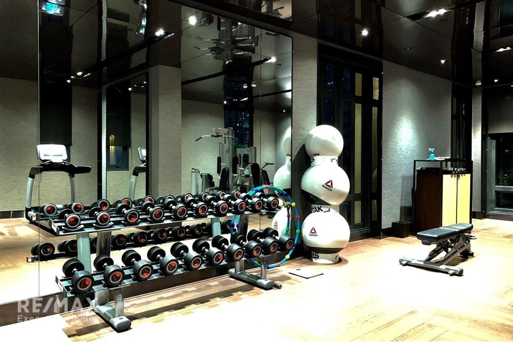 Luxury 1-Bedroom Condo for Rent at The Diplomat 39 14