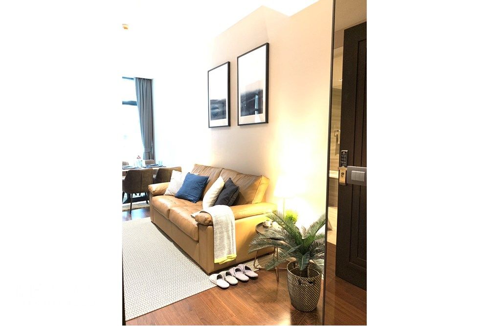 Luxury 1-Bedroom Condo for Rent at The Diplomat 39 2