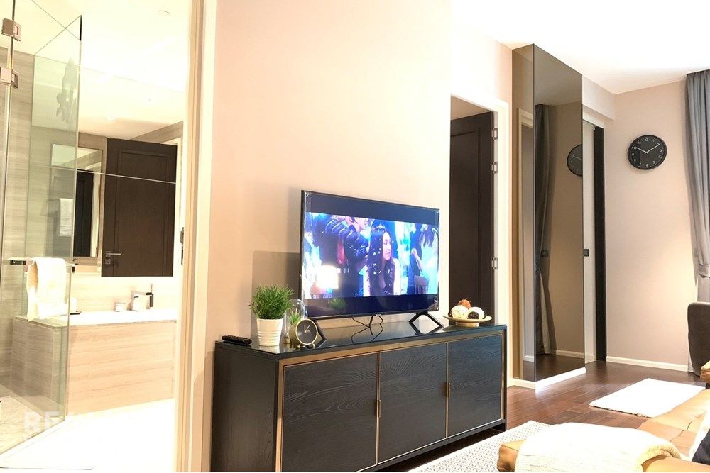 Luxury 1-Bedroom Condo for Rent at The Diplomat 39 3