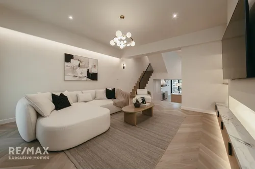 5-bedroom-townhouse-near-bts-phra-khanong-920071001-14594