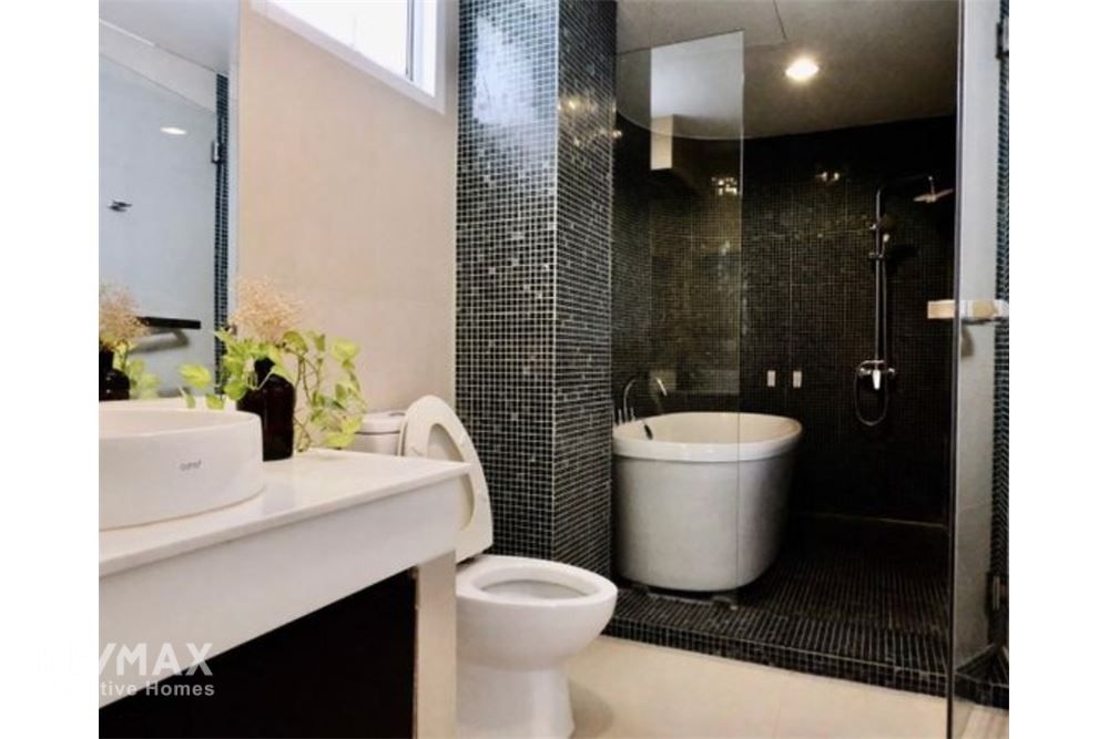 Pet-Friendly 3-Beds Apartment in Sathorn | Walk to BTS Saint Louis 8