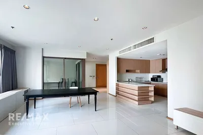 luxurious-3-bedroom-condo-with-maidroom-and-expansive-balcony-for-rent-14-mins-walk-to-bts-phrom-phong-at-the-emporio-place-920071001-14667