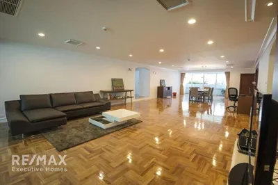 for-rent-spacious-pet-friendly-condo-just-13-mins-walk-from-bts-asoke-920071001-14784