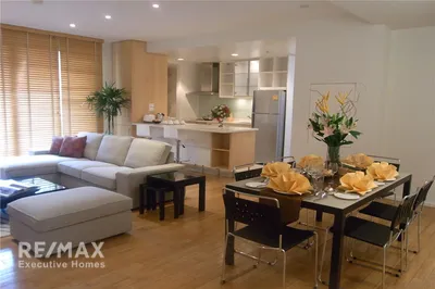 for-rent-stylish-3-bedroom-condo-just-9-mins-walk-to-si-lom-mrt-at-the-legend-saladaeng-920071001-14799