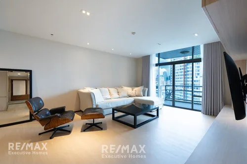 for-rent-newly-renovated-2-bedroom-condo-near-bts-phloen-chit-7-min-walk-920071001-14800