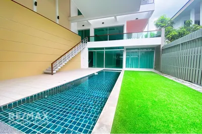 for-rent-or-spacious-3-bedroom-villa-with-pool-in-prompong-area-920071001-14872