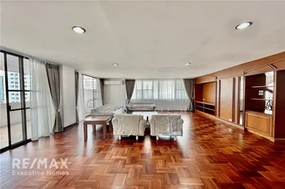 for-rent-spacious-4-bedroom-duplex-condo-near-bts-asoke-pet-friendly-up-to-15kg-920071001-14896