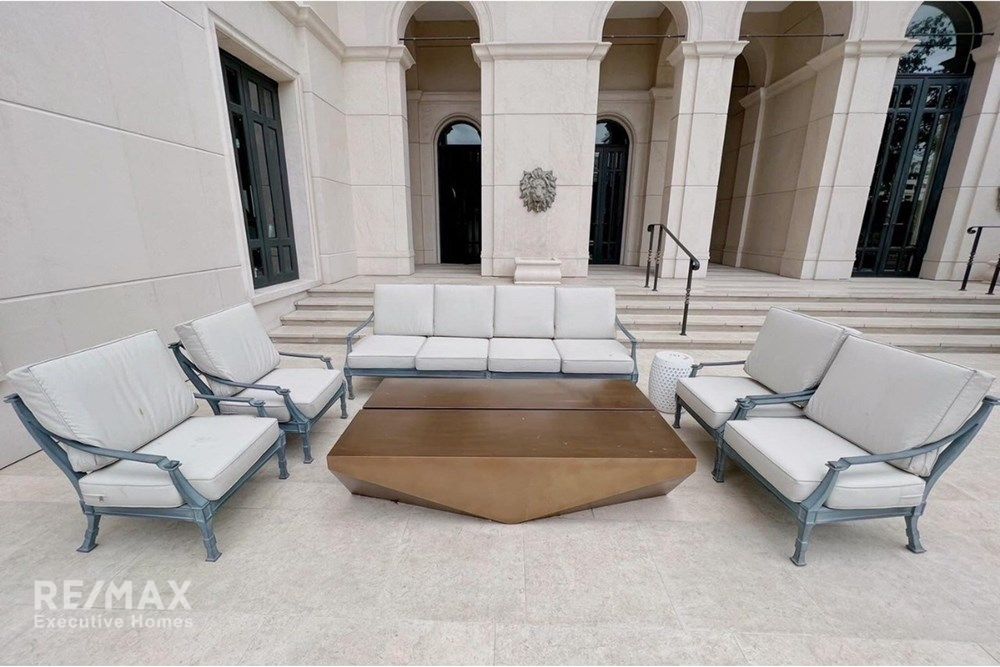 2 Bedroom Condo for Rent at The Diplomat 39, Sukhumvit 39 10