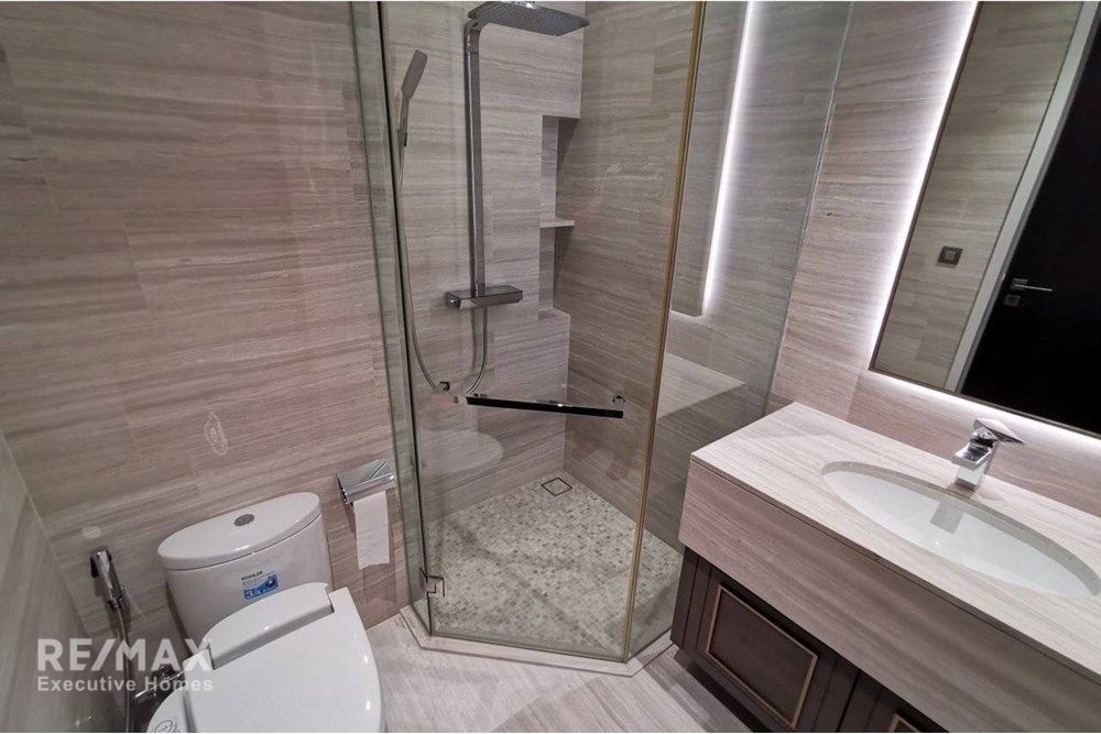 2 Bedroom Condo for Rent at The Diplomat 39, Sukhumvit 39 6