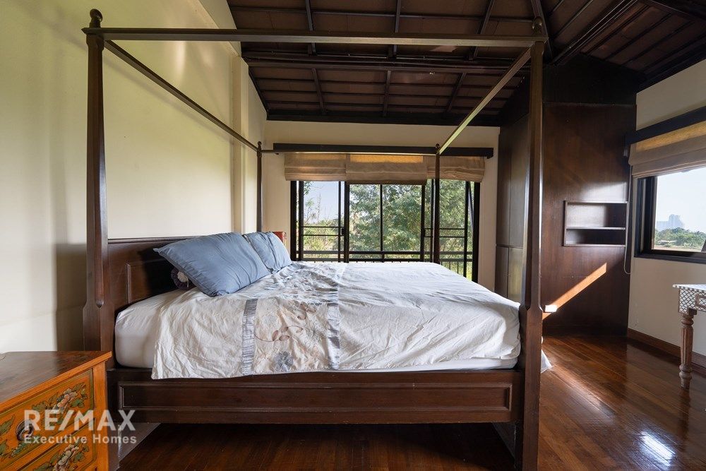 Multilevel Detached Home for Rent in Cha-Am | 8,000sqm Land Near Golf and Beach | 35K 24