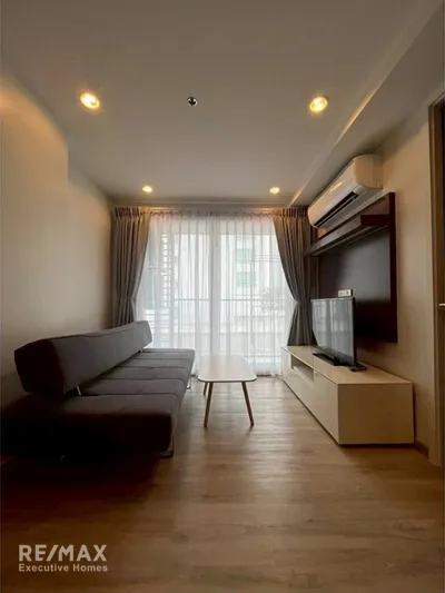 1-bed1-bath-condo-at-15-sukhumvit-residence-8-min-walk-to-bts-nana-920071001-14929