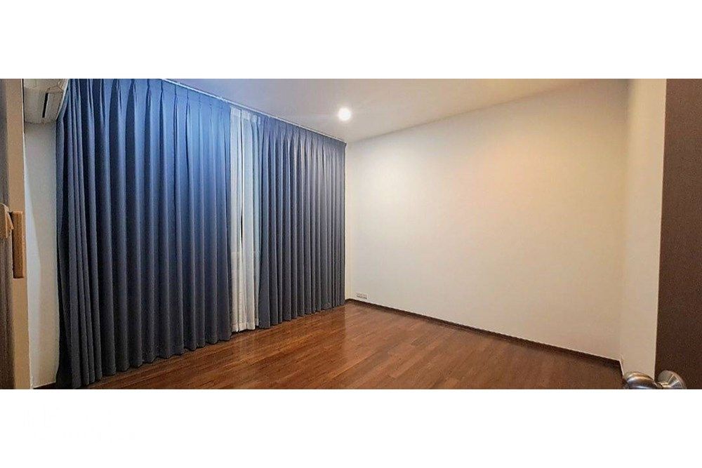 Rent 120K | Lotus Point Ekkamai 10 | 450sqm 5-Story | 6m High Ceiling 19