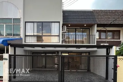 luxury-townhouse-for-sale-with-tenant-in-ekkamai-pridi-920071001-15028