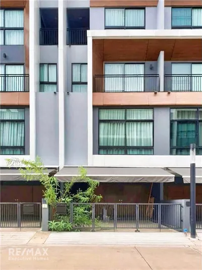 for-rent-3-bedroom-townhouse-in-arden-pattanakarn-ready-to-move-in-920071001-15032