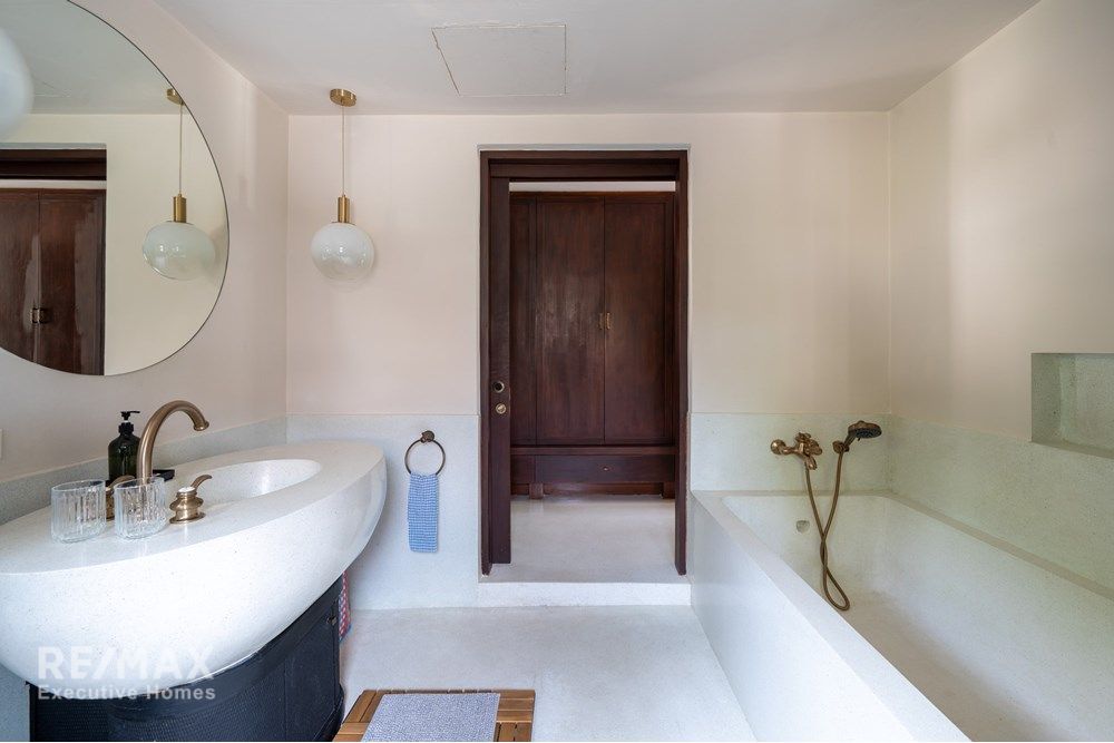 5-Bedroom Villa for Sale at Palm Hills Golf Course, Hua Hin 35