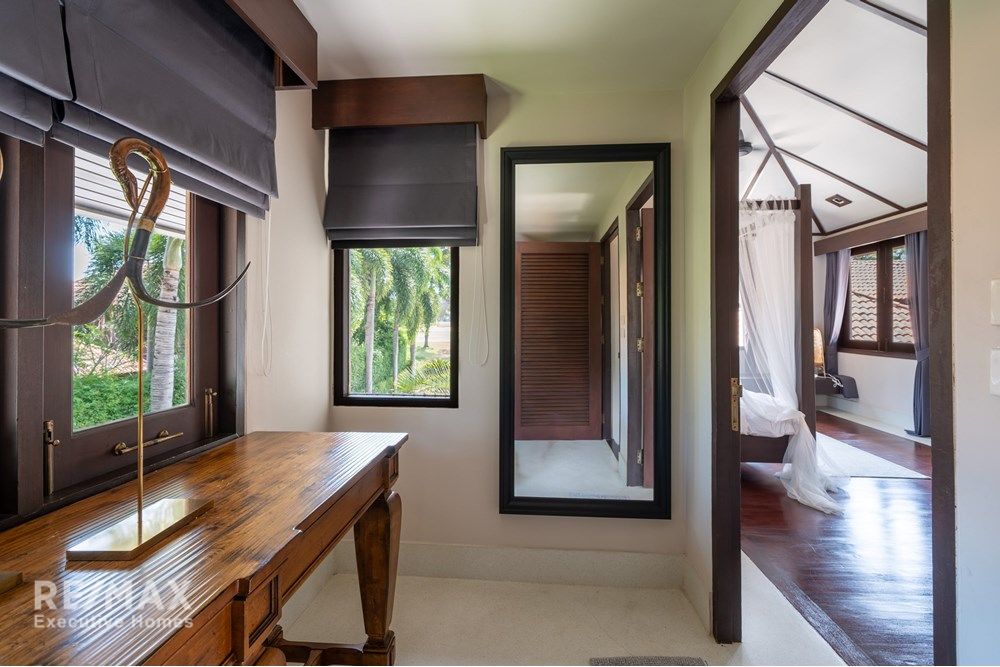 5-Bedroom Villa for Sale at Palm Hills Golf Course, Hua Hin 37