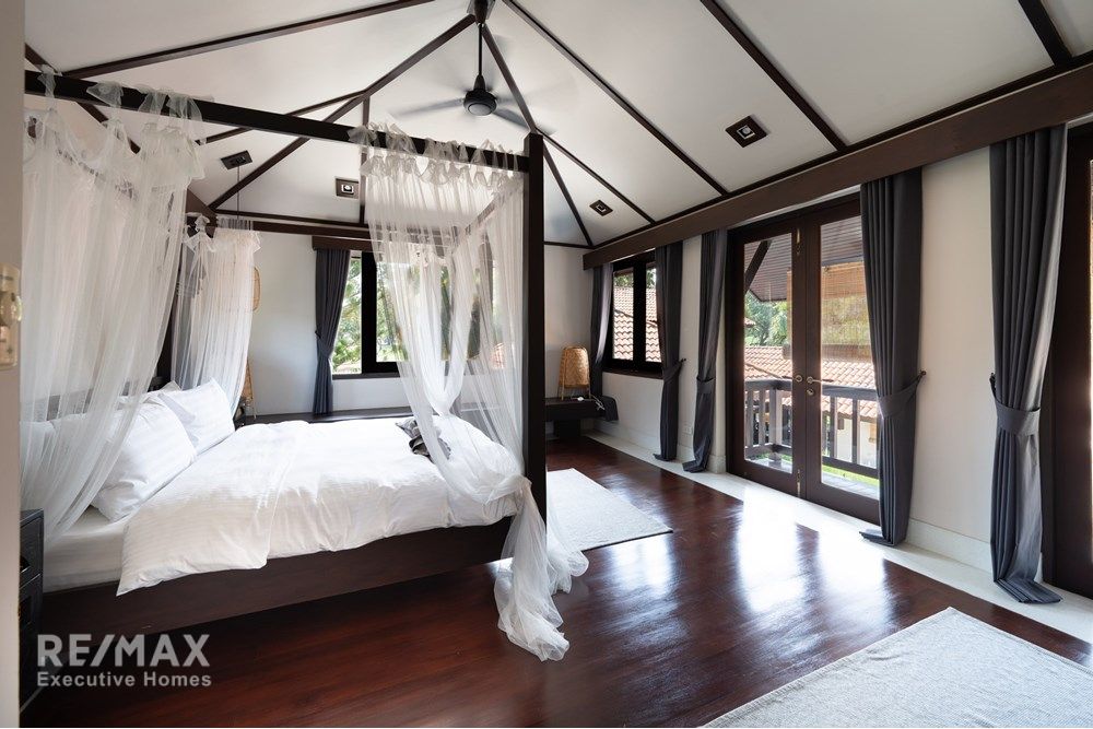 5-Bedroom Villa for Sale at Palm Hills Golf Course, Hua Hin 38