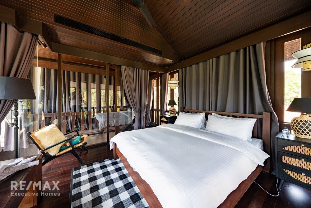 5-Bedroom Villa for Sale at Palm Hills Golf Course, Hua Hin 53