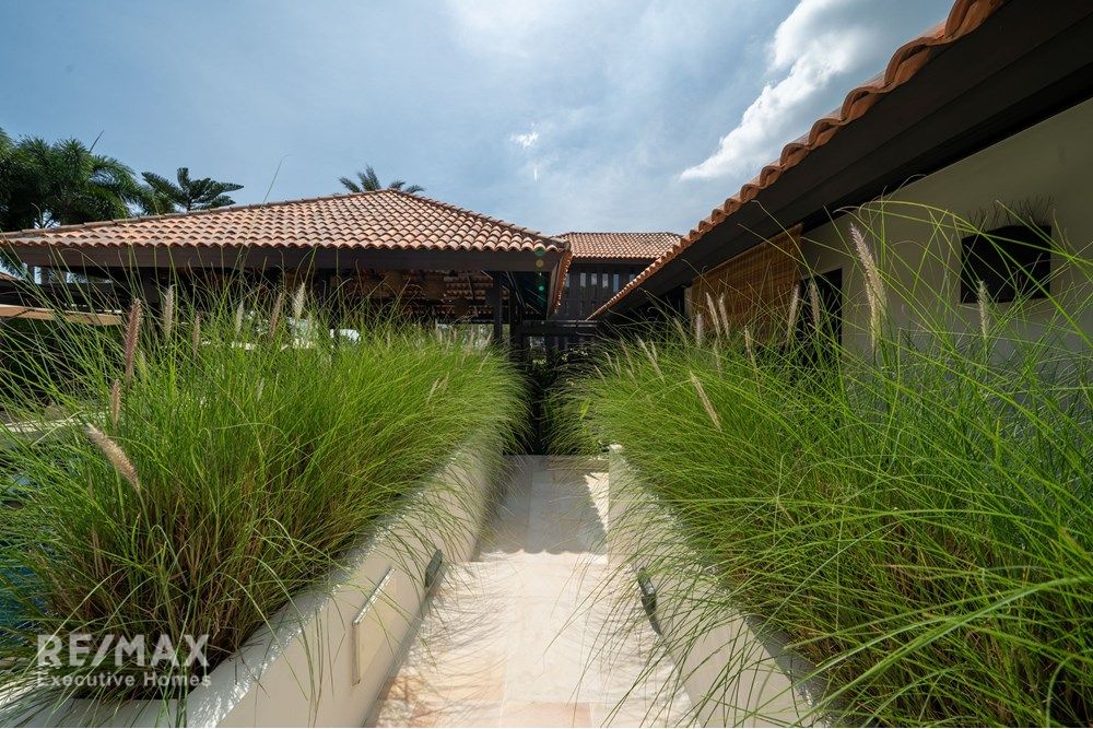 5-Bedroom Villa for Sale at Palm Hills Golf Course, Hua Hin 7