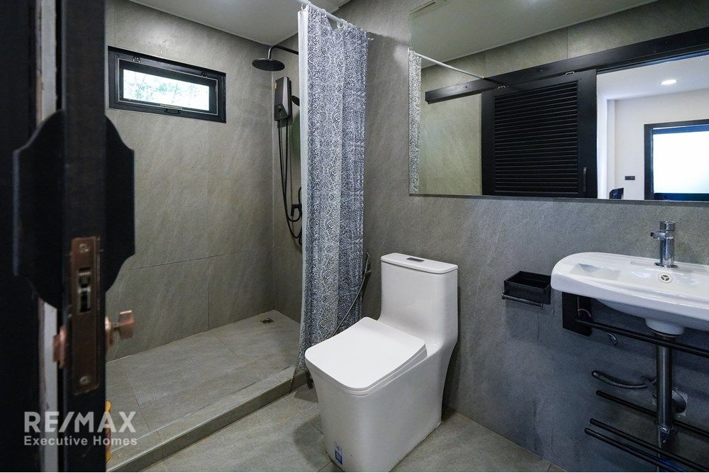 5-Bedroom Villa for Sale at Palm Hills Golf Course, Hua Hin 80