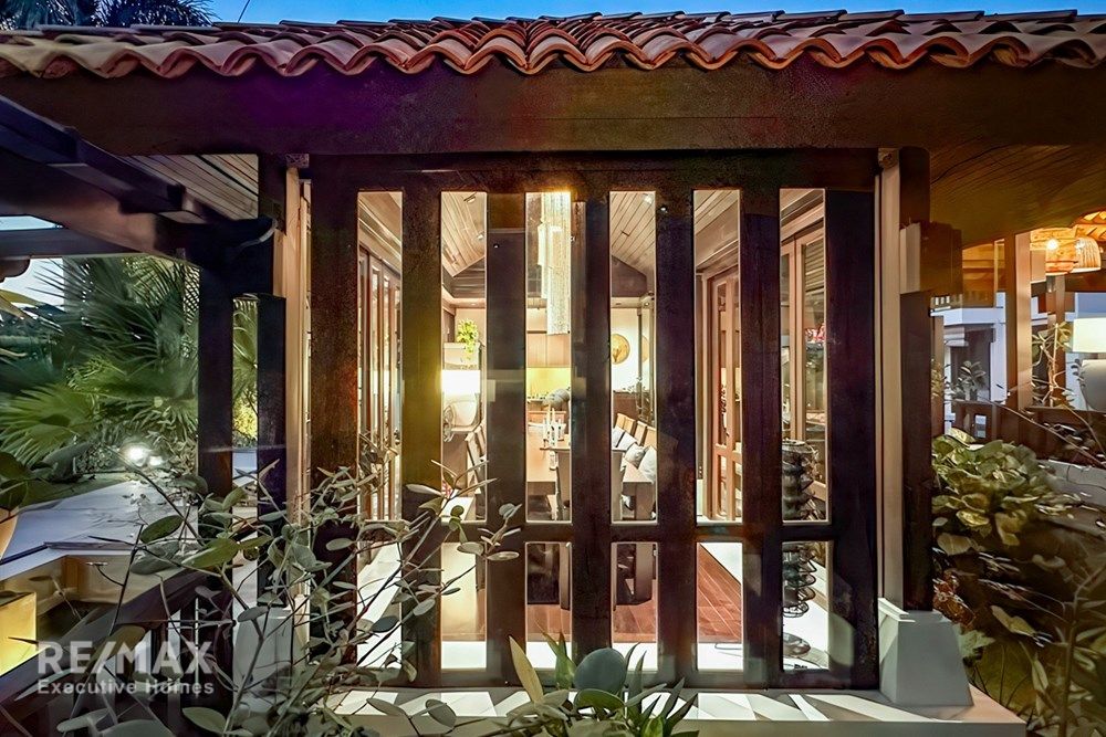 5-Bedroom Villa for Sale at Palm Hills Golf Course, Hua Hin 90